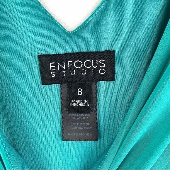 Womens teal dress   - Picture 9 of 9